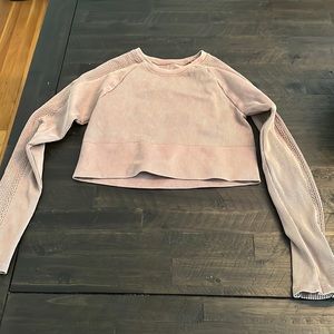 Aerie offline long sleeve active top.